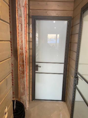 Стеклянная межкомнатная дверь Profil Doors